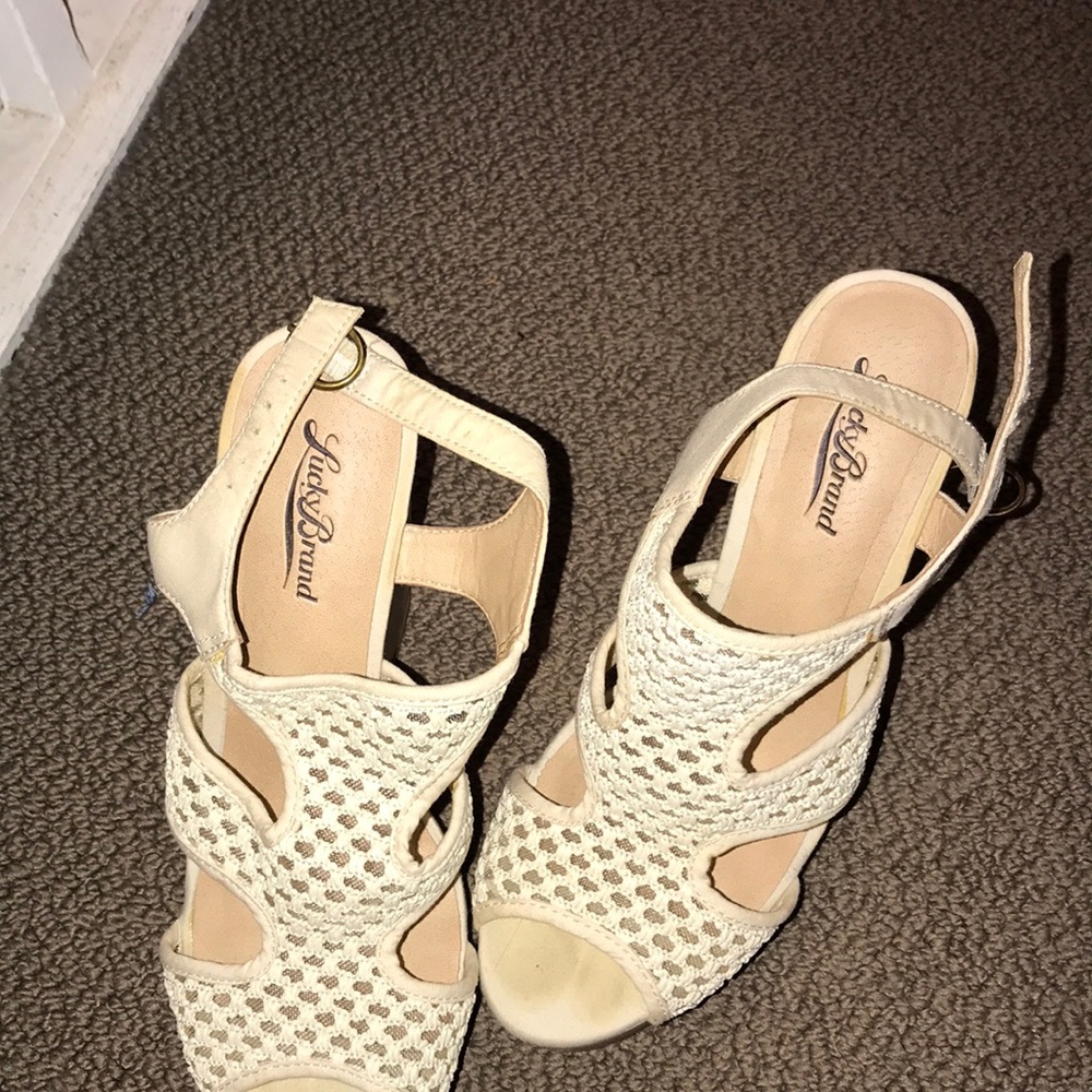 Lucky brand wedge